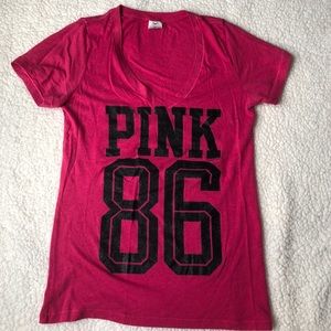 VS Pink short sleeve tee